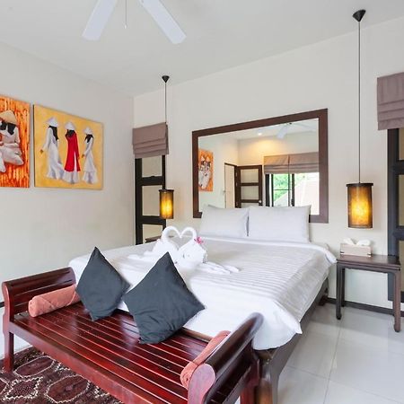 Cocktail Palm Villa Rawai Exterior photo