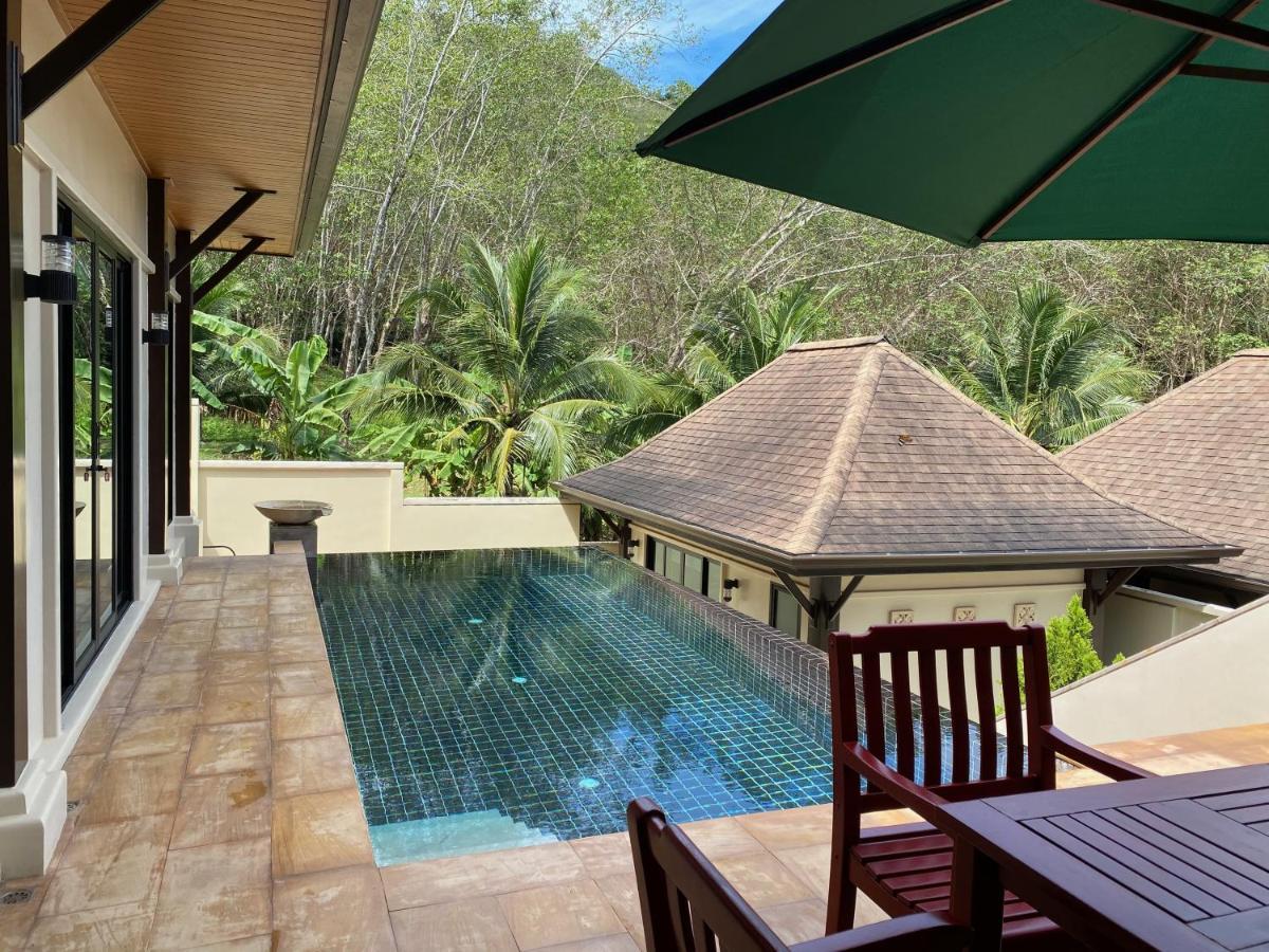 Cocktail Palm Villa Rawai Exterior photo